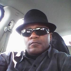 Meet your Posher, Henry